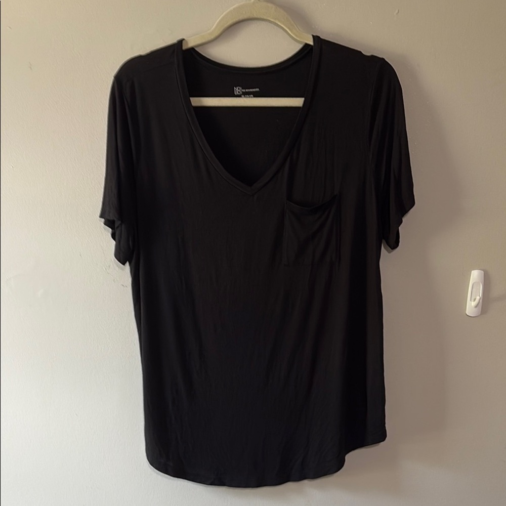 No Boundaries Black Short Sleeve Relaxed T-Shirt